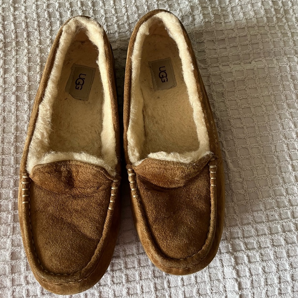 Ansley Ugg slippers